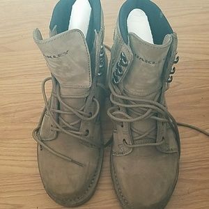 Oakley Boots